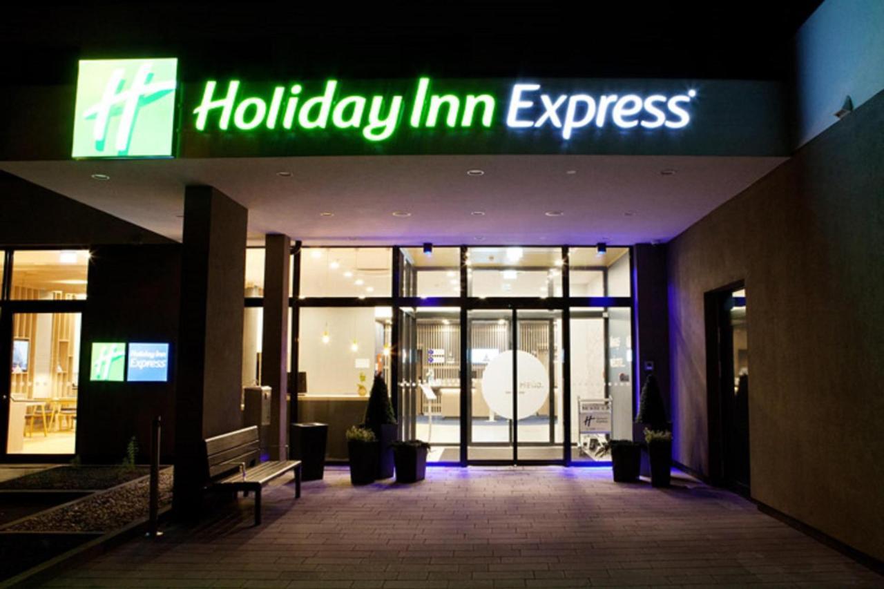 Holiday Inn Express Bochum By Ihg מראה חיצוני תמונה