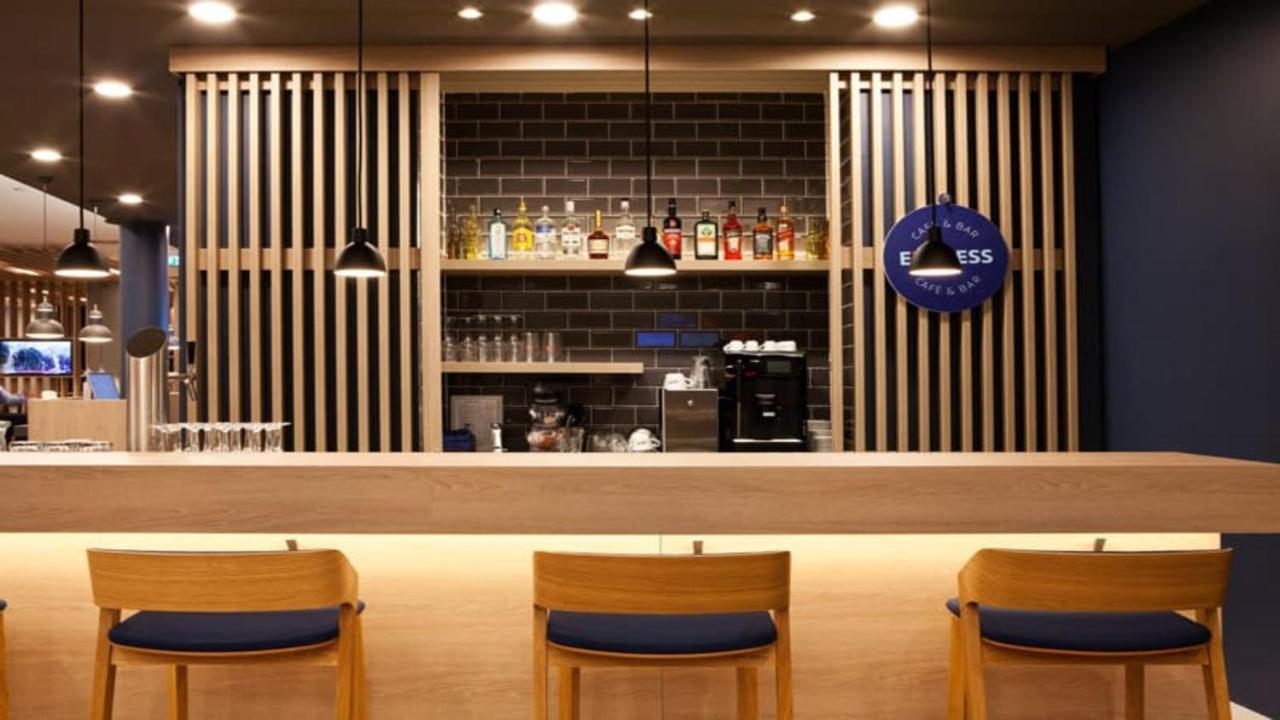 Holiday Inn Express Bochum By Ihg מראה חיצוני תמונה