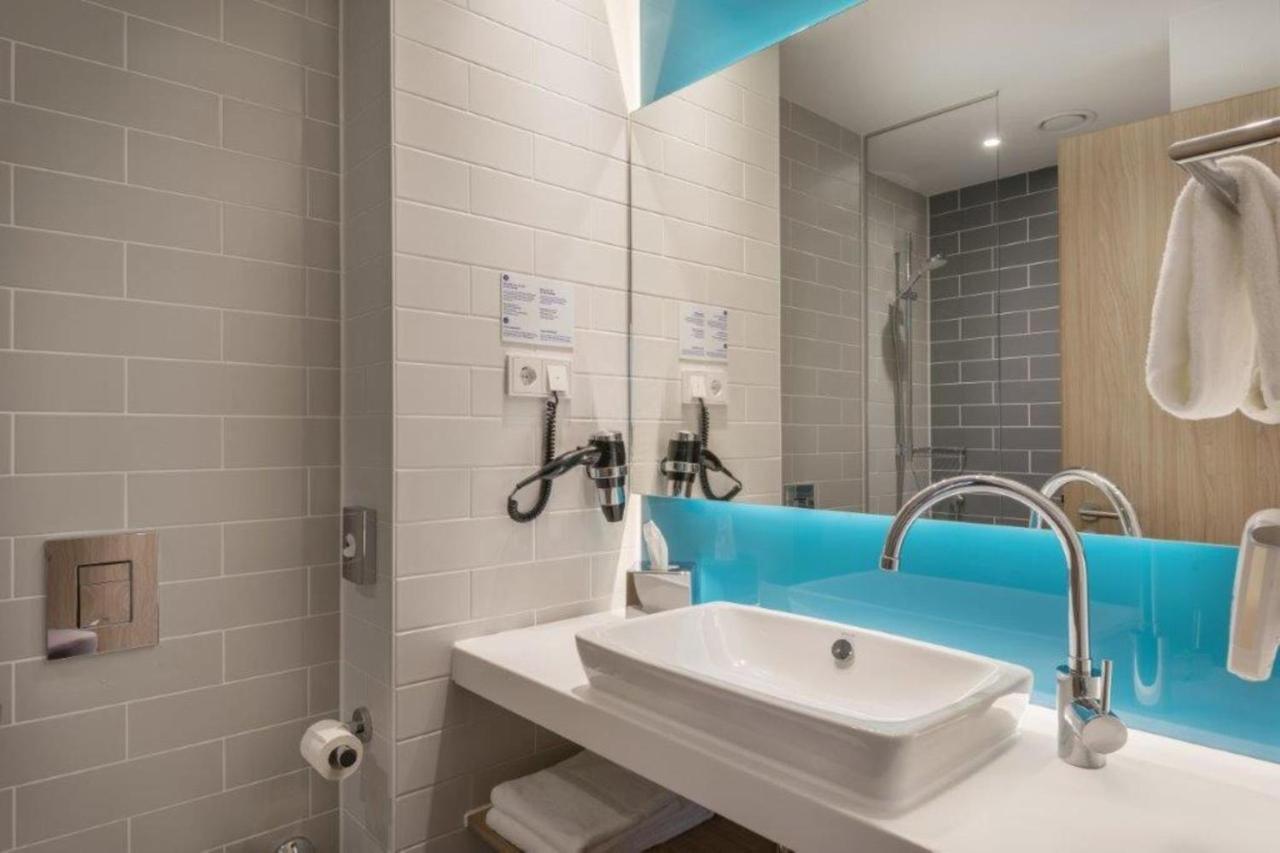 Holiday Inn Express Bochum By Ihg מראה חיצוני תמונה