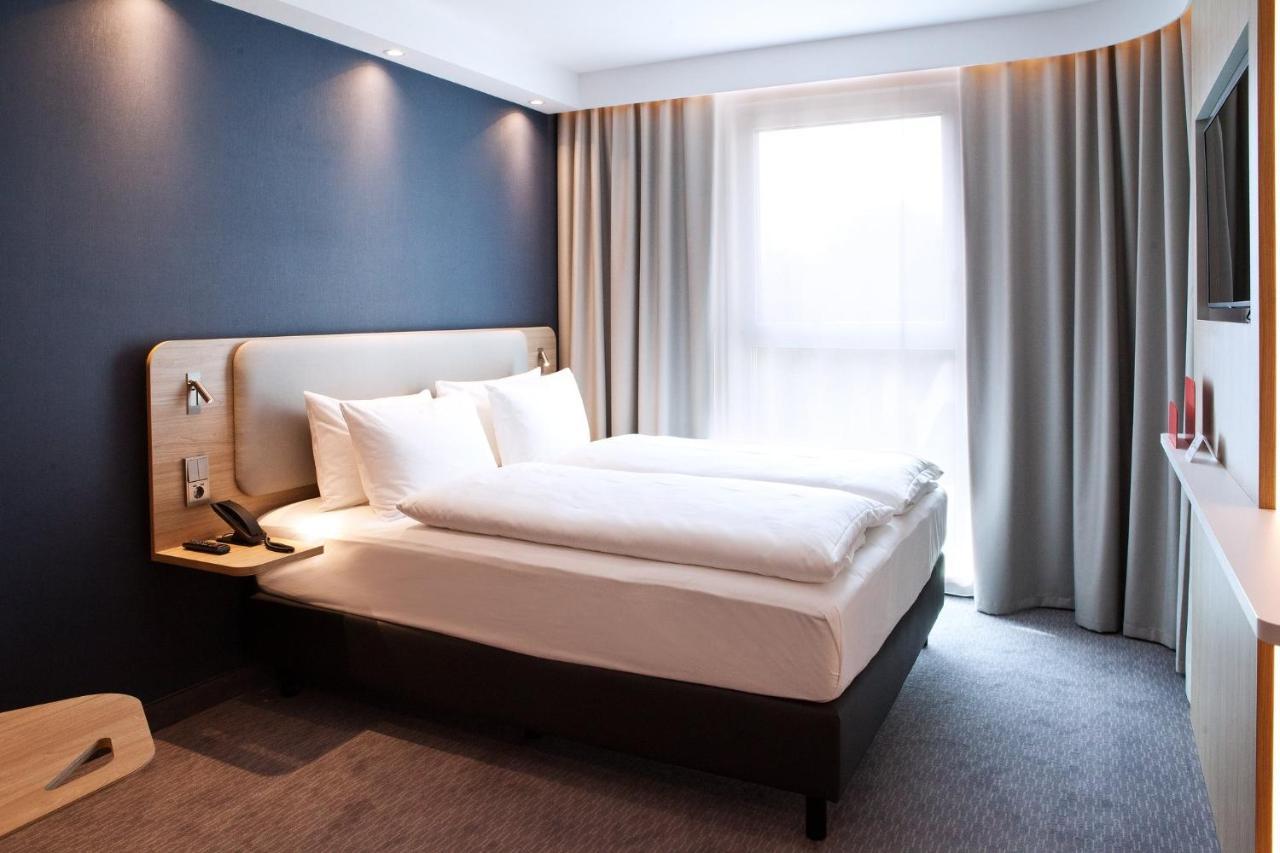 Holiday Inn Express Bochum By Ihg מראה חיצוני תמונה