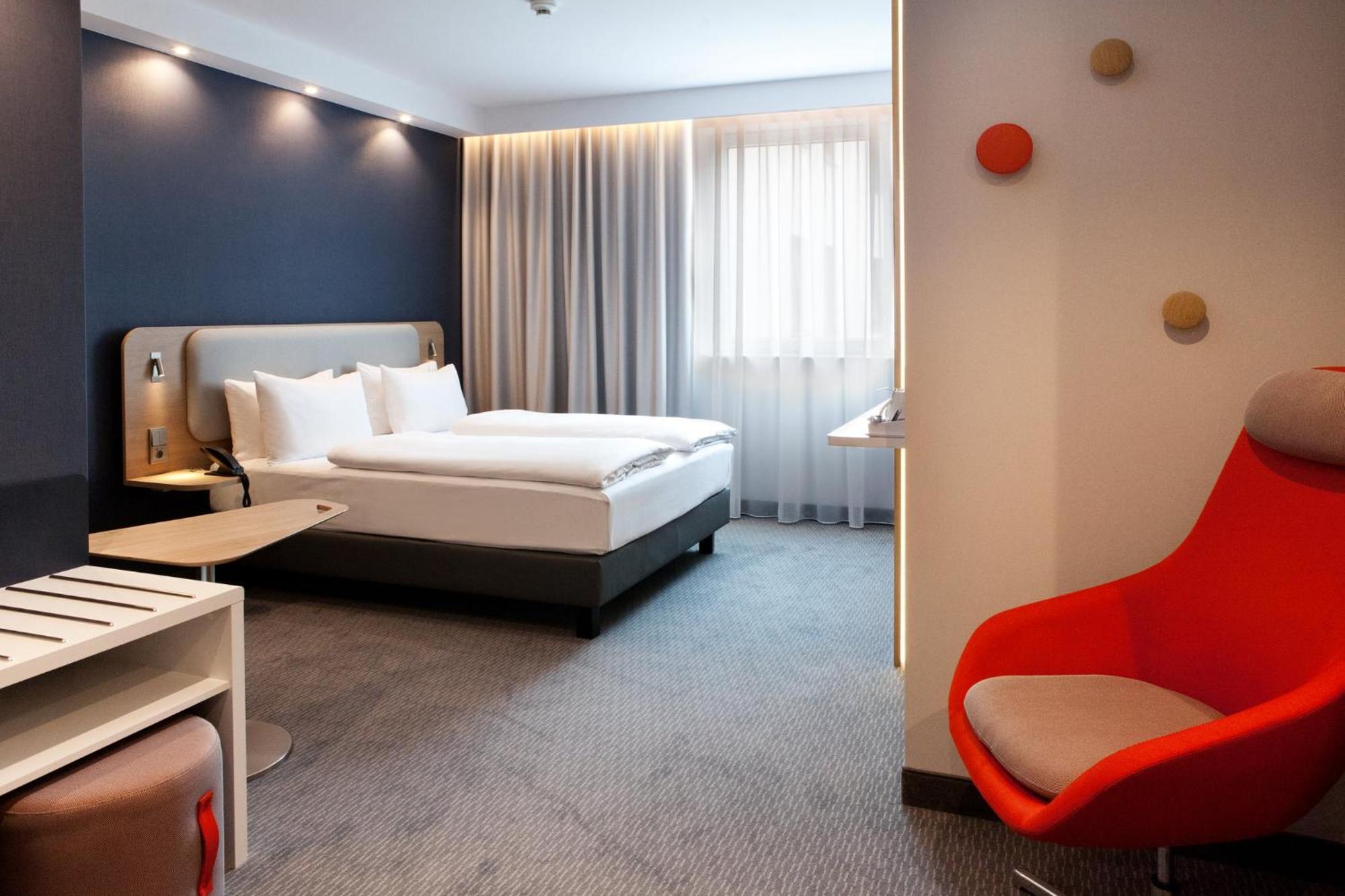 Holiday Inn Express Bochum By Ihg מראה חיצוני תמונה