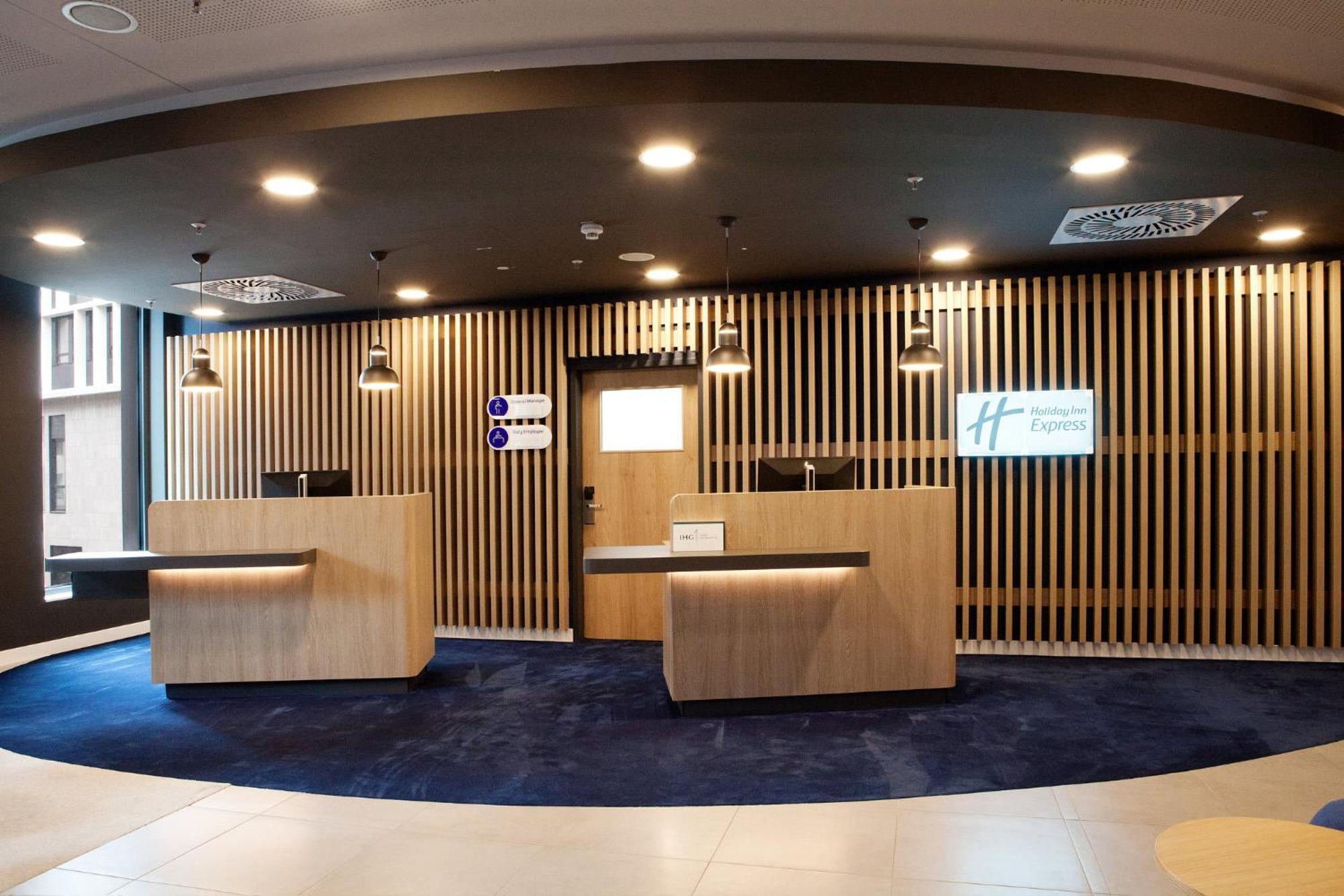 Holiday Inn Express Bochum By Ihg מראה חיצוני תמונה